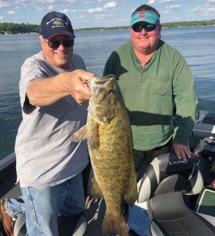 Smallmouth Bass Fishing in Delavan Lake